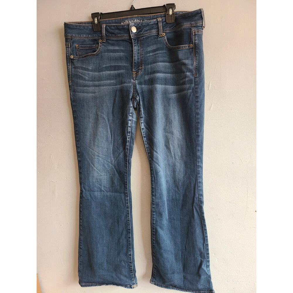 Women's size 18 American Eagle Kickboot jeans dark wash bootcut